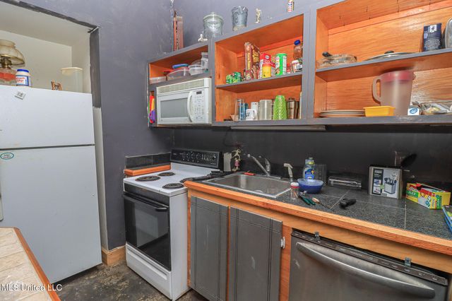 113 Trails End, Flora, MS 39071