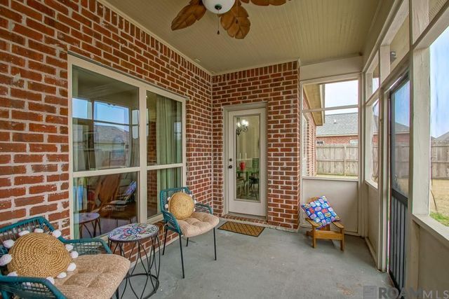 40444 Thomas Ave, Prairieville, LA 70769