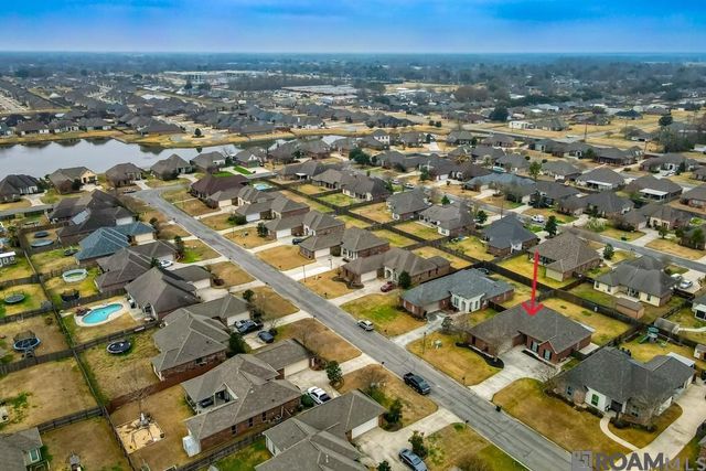 40444 Thomas Ave, Prairieville, LA 70769
