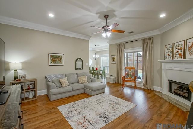 40444 Thomas Ave, Prairieville, LA 70769