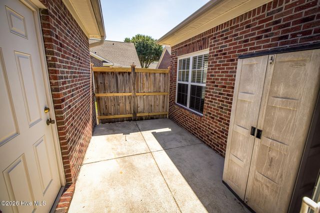 218 Eucalyptus Lane, Wilmington, NC 28412