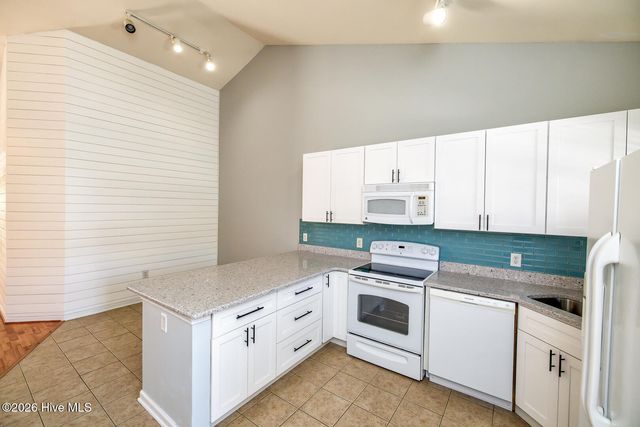 218 Eucalyptus Lane, Wilmington, NC 28412