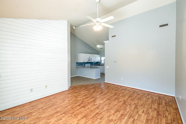 218 Eucalyptus Lane, Wilmington, NC 28412
