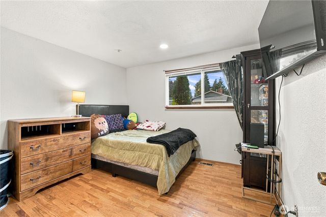 1318 28th Street SE, Auburn, WA 98002