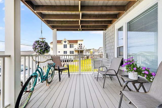 153 Atlantic Ave 1, Salisbury, MA 01952