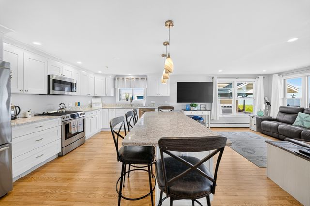 153 Atlantic Ave 1, Salisbury, MA 01952