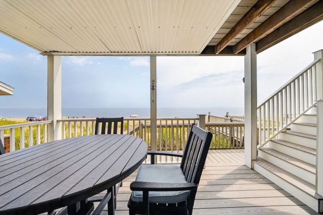 153 Atlantic Ave 1, Salisbury, MA 01952