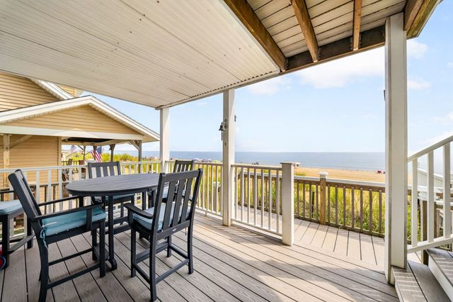 153 Atlantic Ave 1, Salisbury, MA 01952