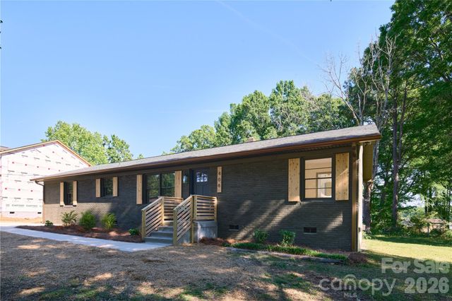 408 Midway Drive, Indian Trail, NC 28079