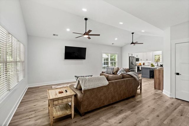 5022 Pitch Landing Dr., Conway, SC 29527
