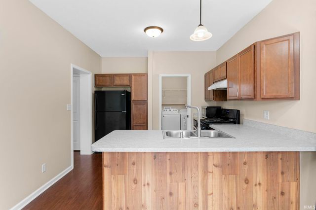 915 W Oak Street, South Bend, IN 46616