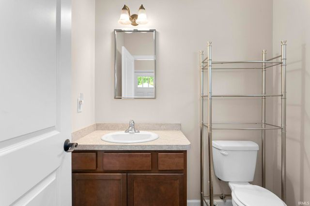 915 W Oak Street, South Bend, IN 46616