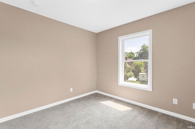 915 W Oak Street, South Bend, IN 46616