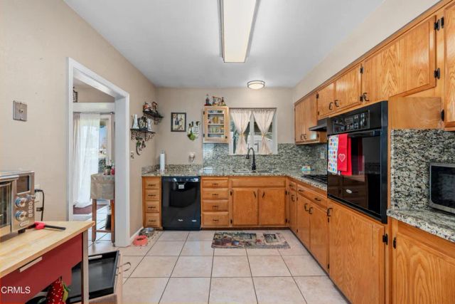5812 Burke Way, Bakersfield, CA 93309