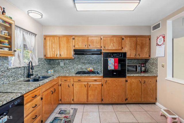 5812 Burke Way, Bakersfield, CA 93309