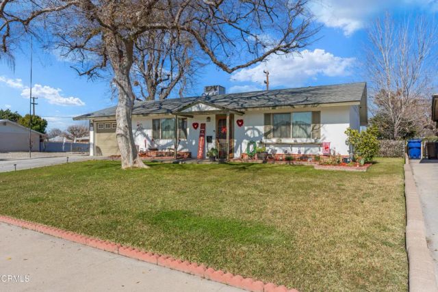 5812 Burke Way, Bakersfield, CA 93309
