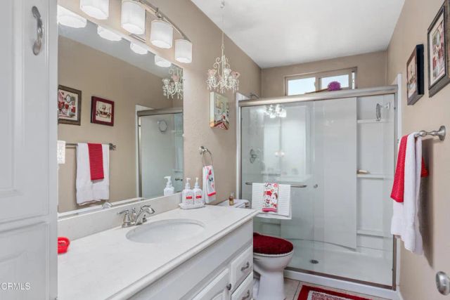 5812 Burke Way, Bakersfield, CA 93309
