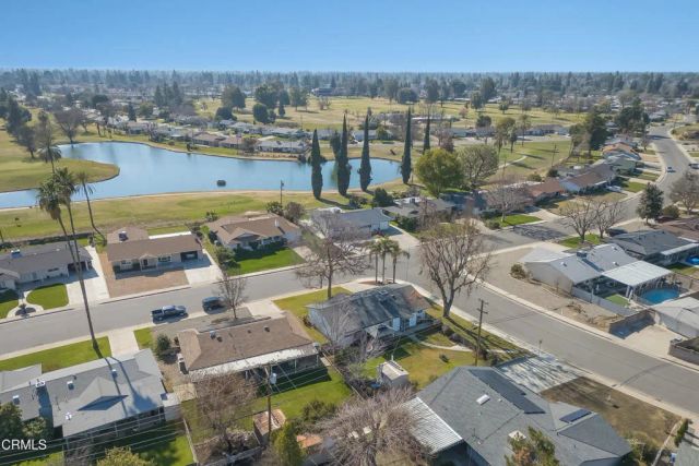 5812 Burke Way, Bakersfield, CA 93309
