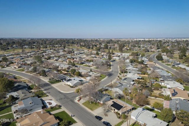 5812 Burke Way, Bakersfield, CA 93309