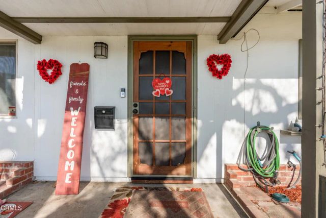 5812 Burke Way, Bakersfield, CA 93309