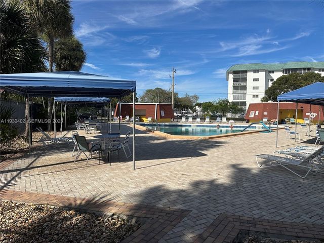 4740 NW 21st St 214, Lauderhill, FL 33313