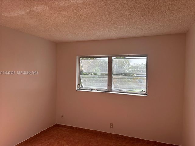 4740 NW 21st St 214, Lauderhill, FL 33313