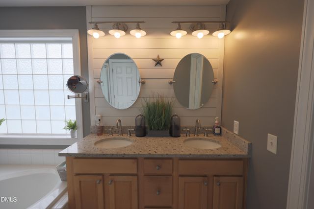 3412 Arnhem Court, Fuquay Varina, NC 27526
