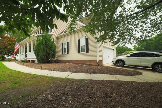 3412 Arnhem Court, Fuquay Varina, NC 27526