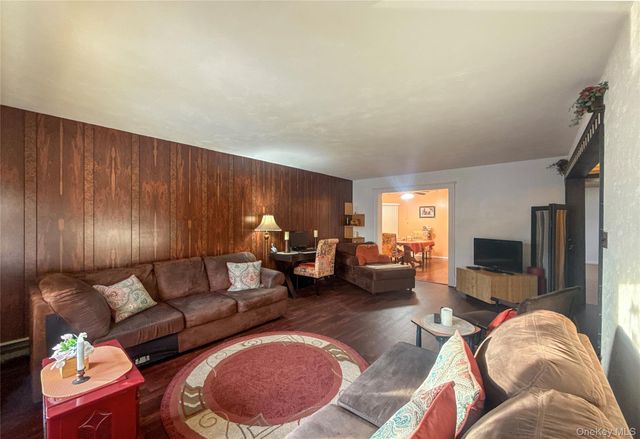 13437 58th Road, Flushing, NY 11355