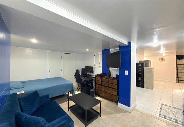 13437 58th Road, Flushing, NY 11355