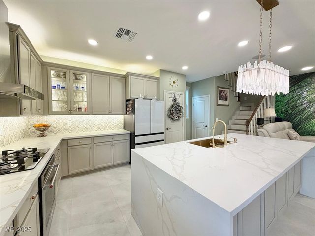 7206 Copper Grove Avenue, Las Vegas, NV 89113