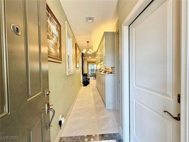 7206 Copper Grove Avenue, Las Vegas, NV 89113