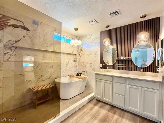 7206 Copper Grove Avenue, Las Vegas, NV 89113