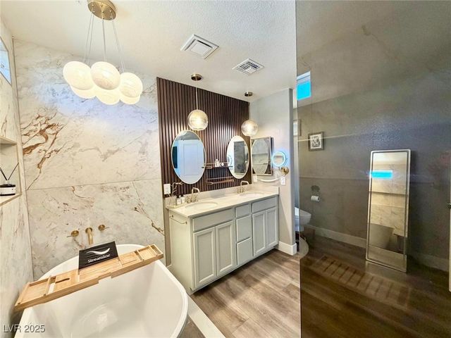 7206 Copper Grove Avenue, Las Vegas, NV 89113