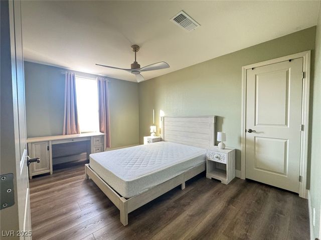 7206 Copper Grove Avenue, Las Vegas, NV 89113