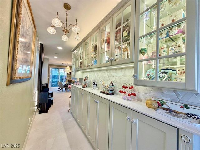 7206 Copper Grove Avenue, Las Vegas, NV 89113