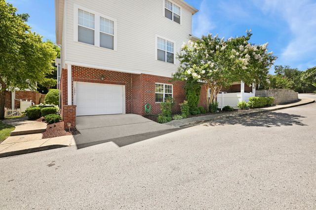 1001 Catamont Pass, Nashville, TN 37214
