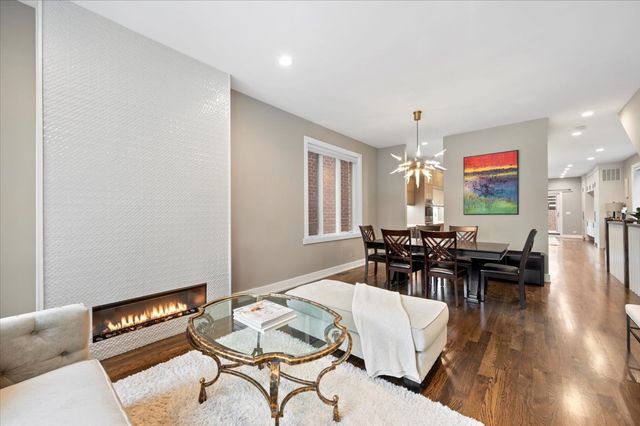 3330 N Clifton Avenue 1, Chicago, IL 60657