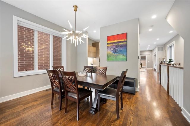 3330 N Clifton Avenue 1, Chicago, IL 60657