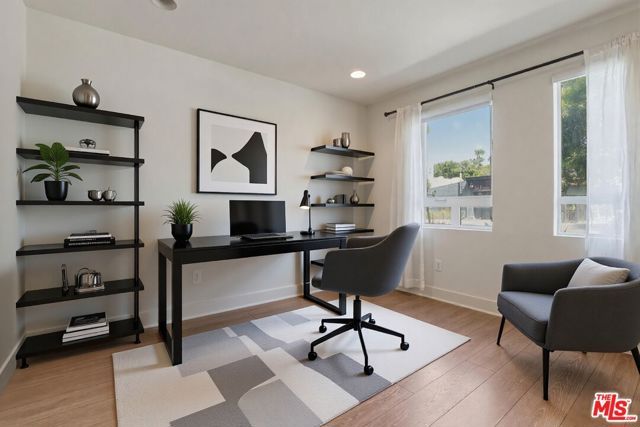 5118 Melrose Avenue, Los Angeles, CA 90038