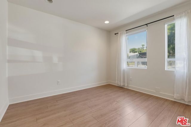 5118 Melrose Avenue, Los Angeles, CA 90038