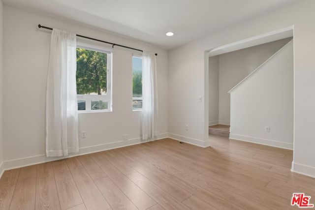 5118 Melrose Avenue, Los Angeles, CA 90038