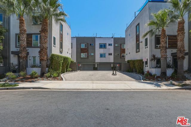 5118 Melrose Avenue, Los Angeles, CA 90038
