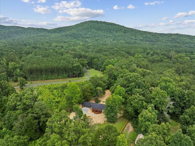 126 Church Road SW, Calhoun, GA 30701