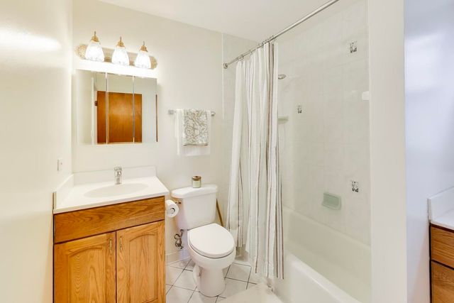 4053 Cumnor Road, Downers Grove, IL 60515