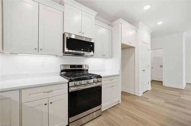 128 Blake Rd, Norfolk, VA 23505