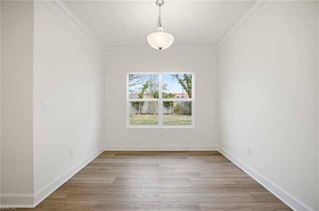 128 Blake Rd, Norfolk, VA 23505