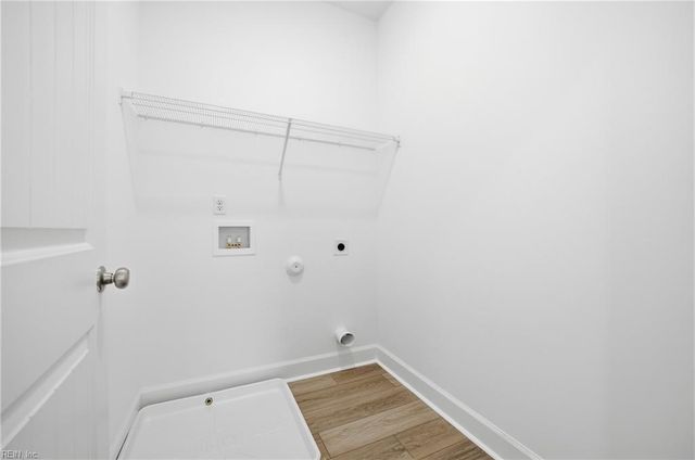 128 Blake Rd, Norfolk, VA 23505