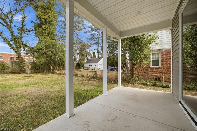 128 Blake Rd, Norfolk, VA 23505