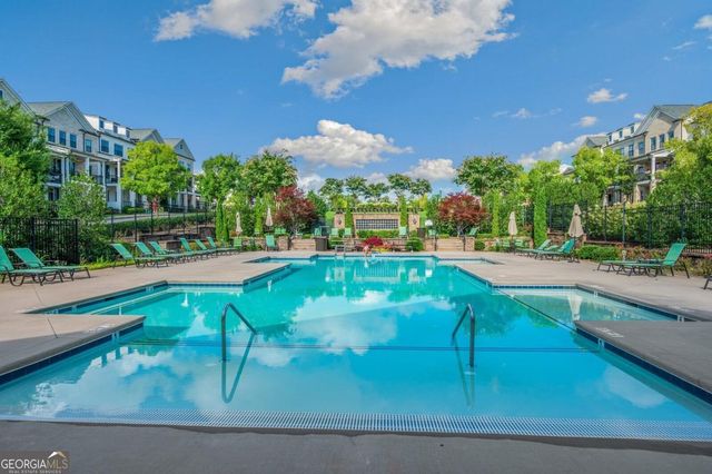 15 Lochurst Lane, Roswell, GA 30076